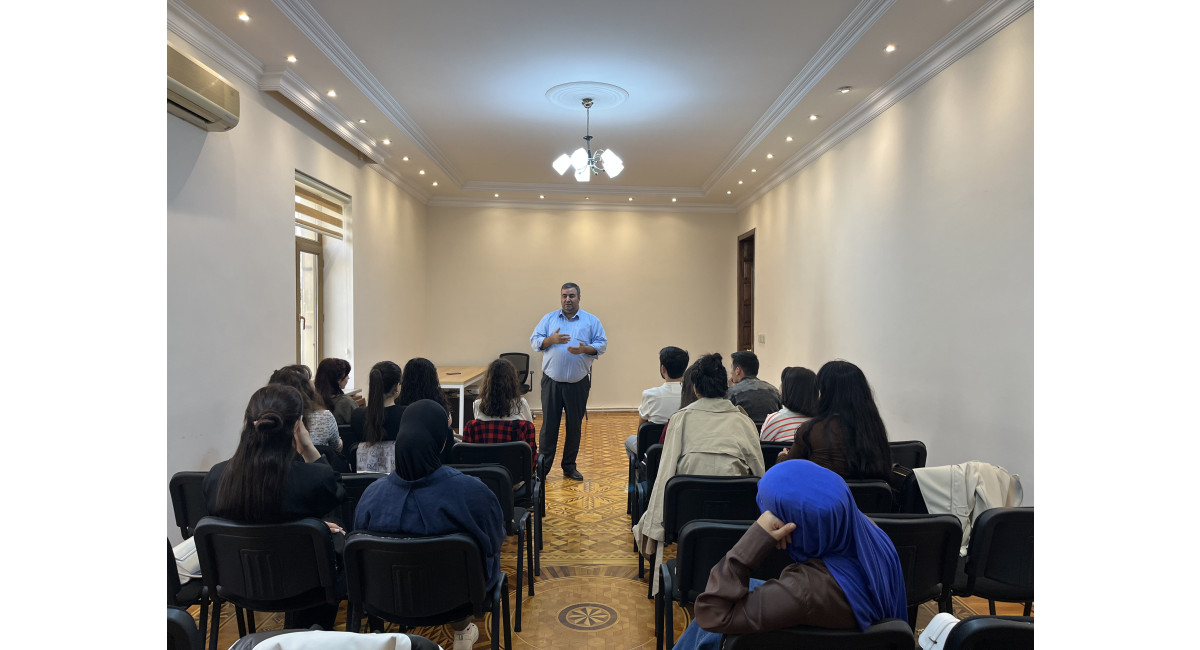 “Gəlin danışaq” – Humel Psixologiya Mərkəzində İlk Açıq Danışıq Klubu Uğurla Baş Tutdu!